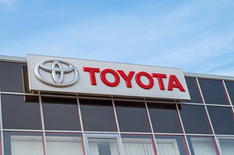 toyota logó