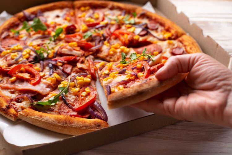 Pizzásdoboz – mehet vagy sem a szelektív hulladékgyűjtőbe?