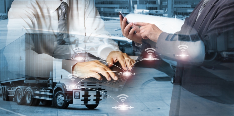 nyergesvontató pótkocsi repülőgép digitalizáció