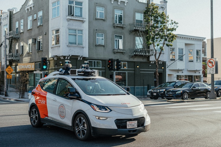 cruise önvezető autonóm jármű