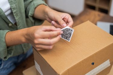 digitális termékútlevél qr-kóddal a csomagoláson