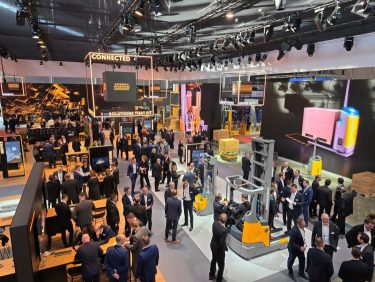 LogiMAT logisztikai, anyagmozgatási kiállítás