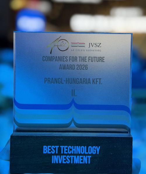 A Companies for the Future Award díj megvilágítva