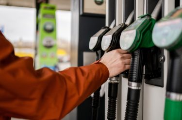 Dízelkút egy üzemanyagtöltő állomáson.