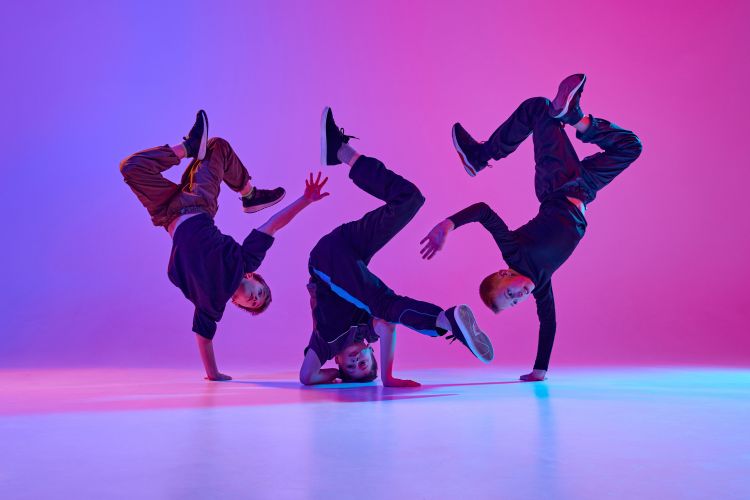Limitált Sprite dizájnok idézik meg a hiphop legendáit