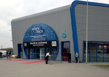 Warsaw Pack szakvásár bejárata